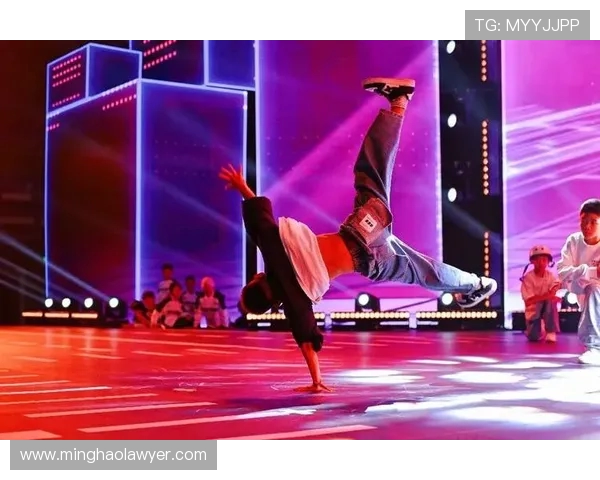 街舞盛宴：深入了解成都街舞队的默契与配合技巧