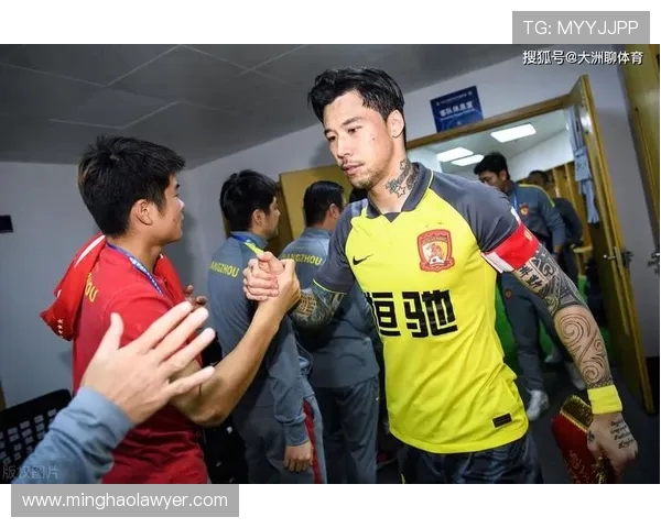 卡塔尔对阵中国黄健翔解说激情四溢引发球迷热议与期待