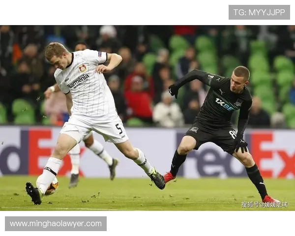 布里斯托与诺丁汉森林的精彩对决谁能在英Championship中笑到最后