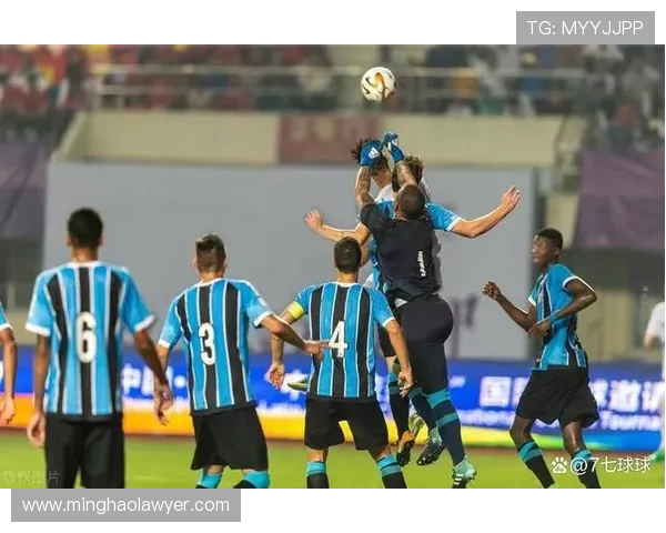 成都足球队比赛经验分析与提升策略探讨